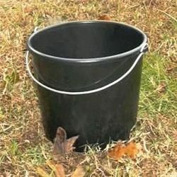 10Qt. Plastic Bucket