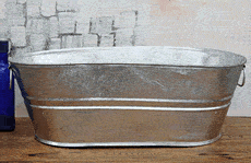 7.5 Gallon Oval Metal Tub