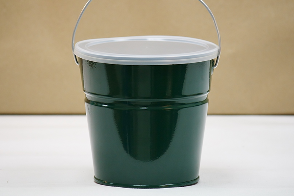 Small Bucket With Lid