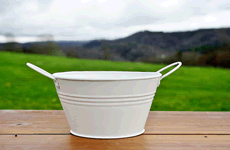 white small 3 inch tub