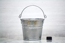 1.25 Quart Hot Dip Galvanized Bucket