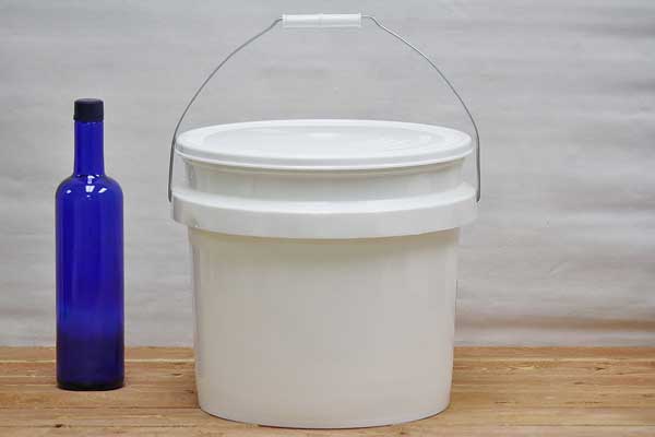 3.5 Gallon Food Grade Bucket