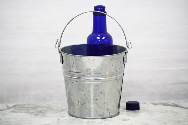 3.3 Gallon White Square Plastic Pail with Metal Handle (P8 Series)