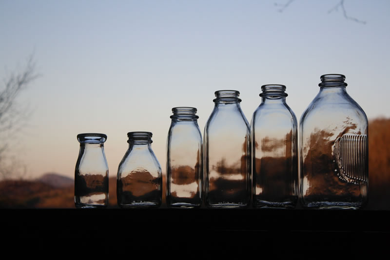 Half Gallon Glass Milk Bottle With Red Plastic Handle, Milk Container 