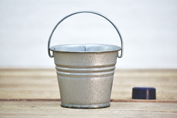 Small Metal Buckets