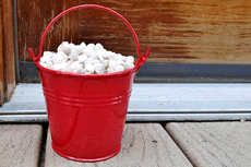 Red Small Metal Bucket Pail