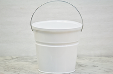 Small Bucket With Lid