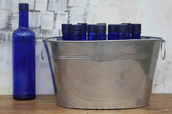 11 Quart Classic Metal Tub