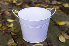 White Small metall pail