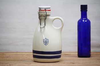 32oz Stoneware Growler